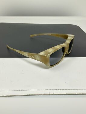 Jonathan Paul Fitovers Sunglasses polarized over eyeglasses some scratches